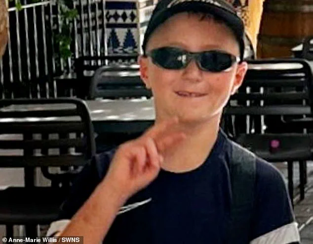 12-Year-Old Hospitalized After Consuming High-Caffeine Chewing Gum, Sparking Calls for Stricter Regulations on Accessibility to Children