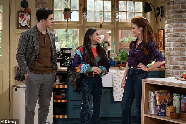Selena Gomez's Character Death Sparks Outcry Among 'Wizards of Waverly Place' Fans