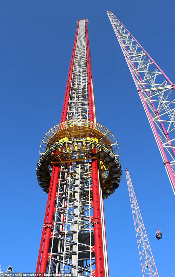 Death of Wheelchair User on Universal Studios' Epic Universe Rollercoaster Sparks Safety Concerns and Investigation