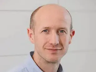 Doctor Claims Sweetcorn Can Reveal Gut Issues Linked to Colon Cancer, Sparking Debate