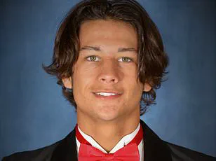 Cape Coral Police Officers Deliver DoorDash Order for Drunk Driver They Arrested, Raising Questions About Professional Boundaries and Civic Duty