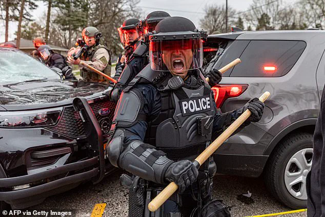 Court Ruling Restricts ICE Actions During Protests, Expanding Public Protections