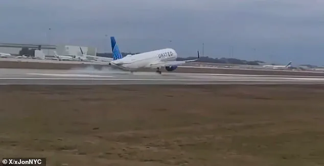 Horrifying Footage Shows United Airlines Jet's Front Wheel Detaching During Landing in Orlando, Sparking Safety Concerns