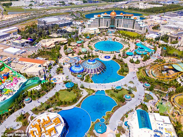 Universal Orlando Faces Lawsuit After 70-Year-Old Grandma Dies From Brain Aneurysm on Rollercoaster