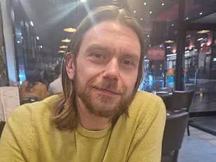 Privileged Insights into the Final Months: The Challenge of Early Pancreatic Cancer Detection