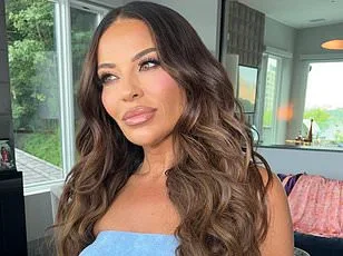 Health Experts Warn: Weight-Loss Drugs Ozempic and Mounjaro Linked to Risk of Permanent Blindness