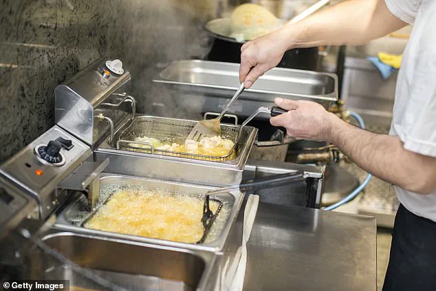 Tragic Death of Olive Garden Worker: Intentional Leap into Boiling Oil Vat