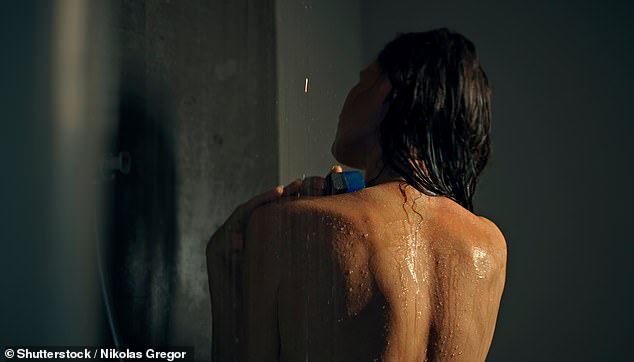 Dark Showering: A New Approach to Conquering Insomnia, Backed by Science