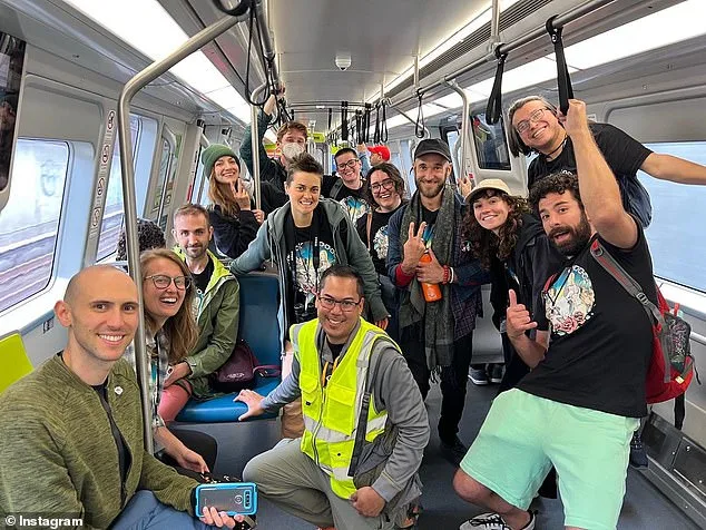 Oregon's PEACE Act Petition Surpasses 100,000 Signatures, Targeting Hunting and Fishing Ban on Ballot