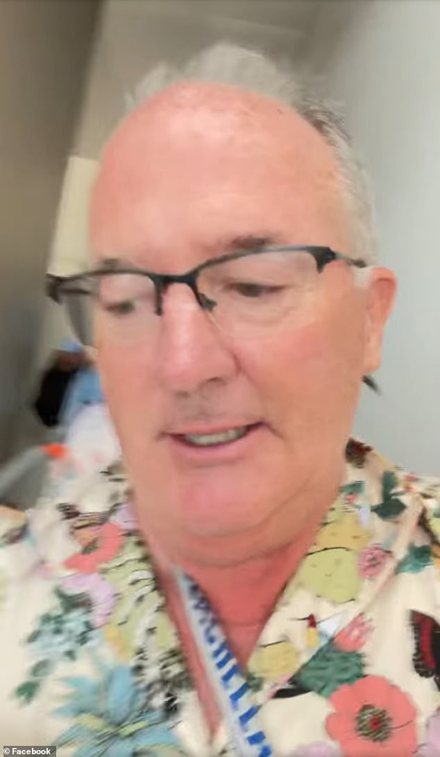 Mexico Violence Traps Tourists as Chaos Erupts After Cartel Leader's Killing