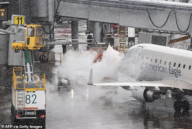 Historic Blizzard Paralyzes East Coast as JetBlue Faces Passenger Outrage Over Mass Flight Cancellations