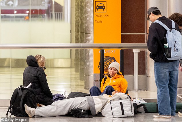 Historic Blizzard Paralyzes East Coast as JetBlue Faces Passenger Outrage Over Mass Flight Cancellations
