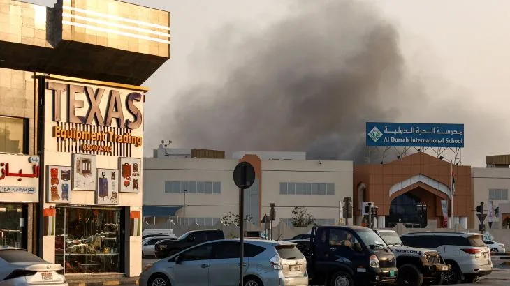 Iran's Escalating Campaign Shifts to Target Civilian and Energy Infrastructure in Gulf