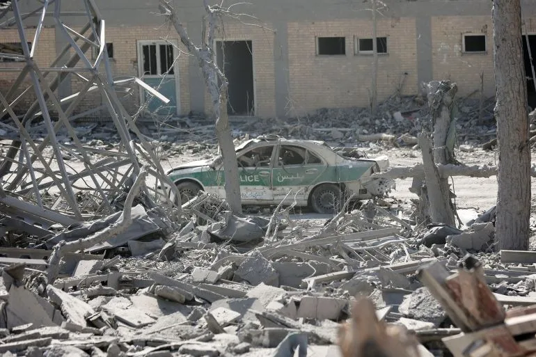 US-Israeli Strikes on Iran Escalate Regional Crisis, Global Tensions Rise