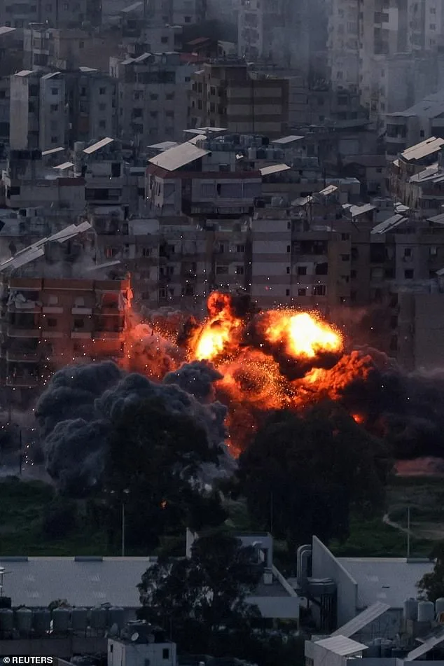 Aviation Influencer Faces Backlash as Claims of Being Stranded in Singapore Contradict Evidence of Available Flights