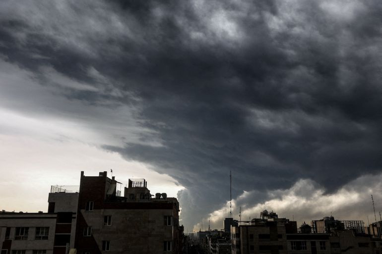 Israeli Air Strikes Target Iran's Oil Infrastructure, Cause Fires and Casualties