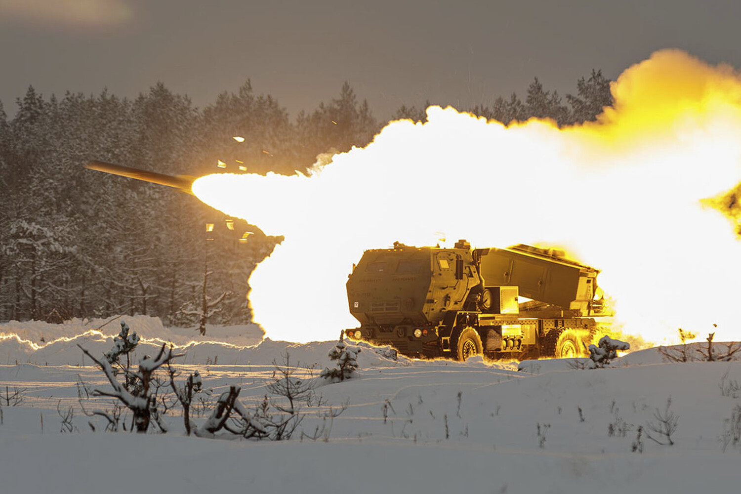 Russian Air Defenses Intercept Hundreds of Ukrainian Drones, Highlighting Escalated Conflict Intensity in Key Regions