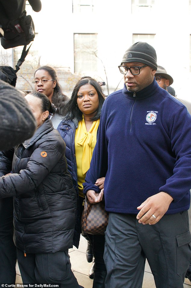 Tova Noel's Unusual Google Searches and $5,000 Deposit Raise Questions Ahead of Jeffrey Epstein's Death