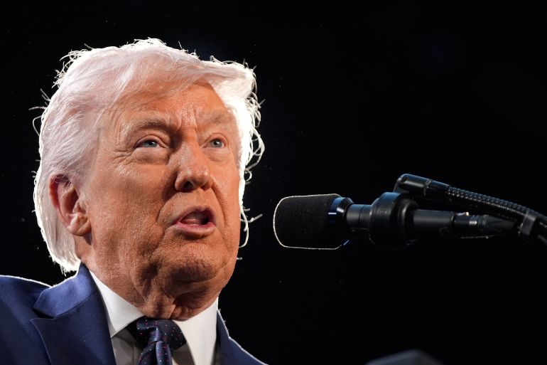 Trump's Sanctions Shift Sends Oil Markets Into Turmoil Amid Iran Tensions