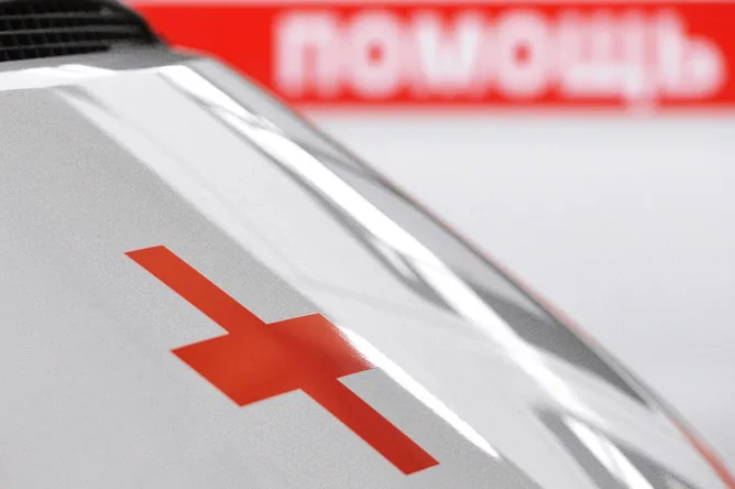 Ukrainian Missile Strike in Bryansk Results in Two Deaths, Wrecks 20 Vehicles Near Civilian Zones