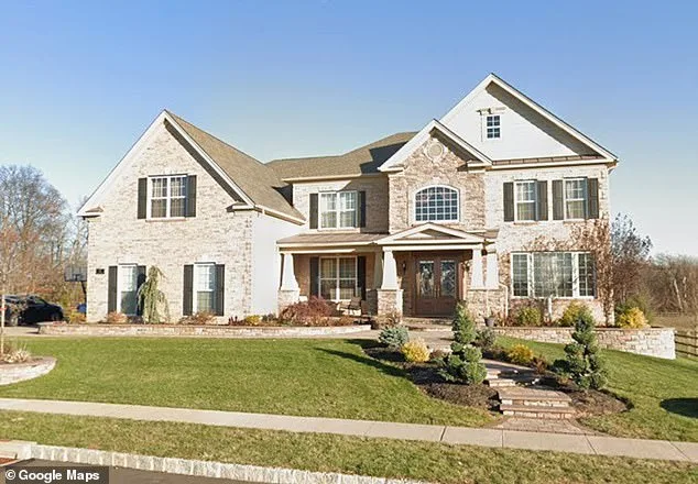 Afghan-American Man Charged with Attempting to Support ISIS After Inert Bomb Found Near NYC Mayor's Residence