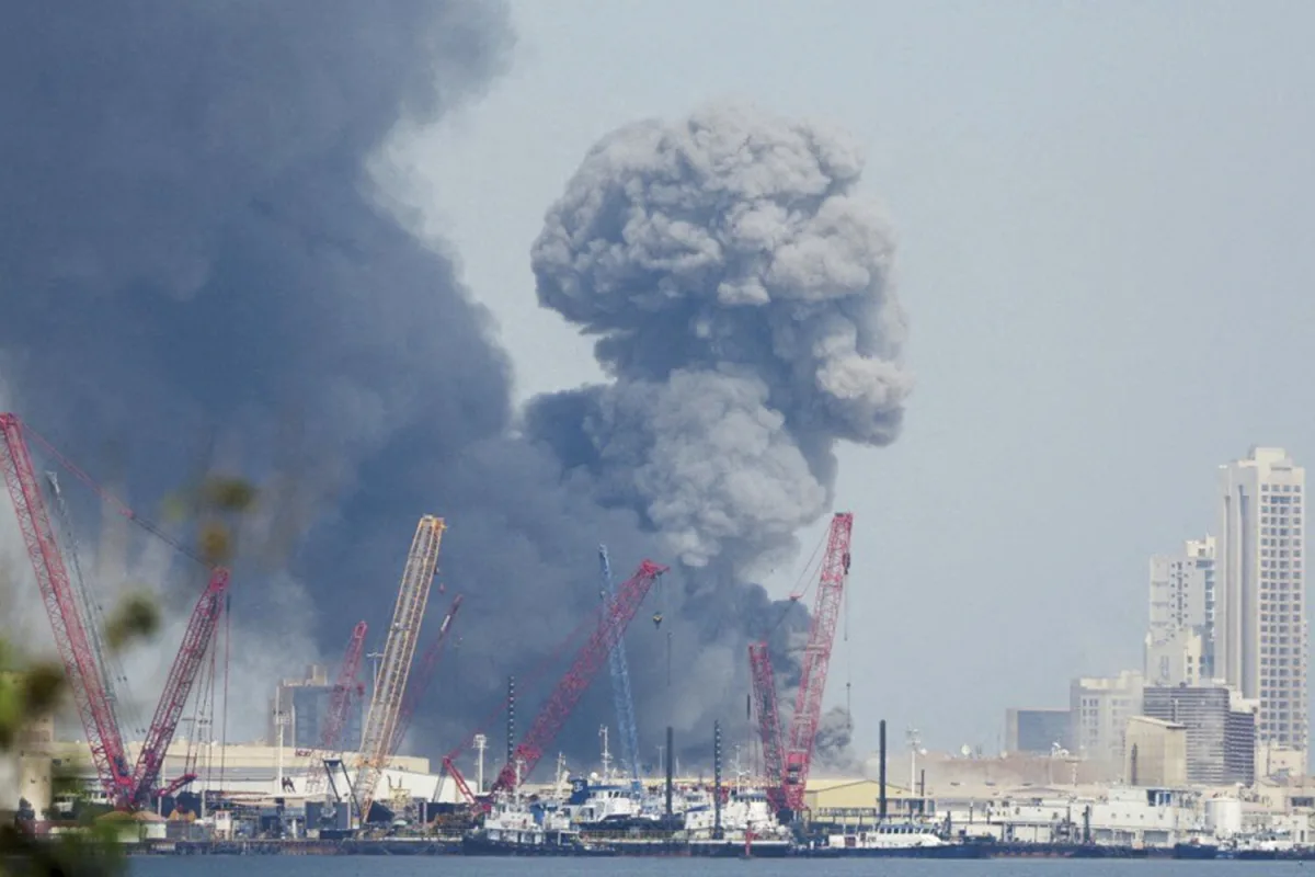 Explosions in Doha as Qatar's Air Defense Forces Intercept Missile Attack, Second Alert in Days