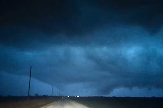 Unprecedented Tornado Outbreak Looms as Millions in 10 States Face Imminent Threat