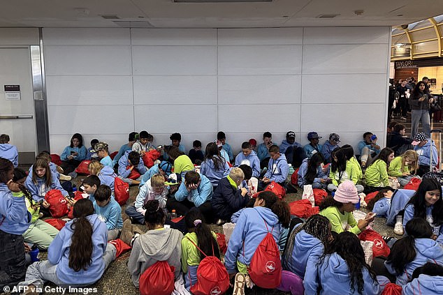 Major Airports in Washington, D.C. Area Grounded After Chemical Odor Linked to Overheated Circuit Board at TRACON Facility