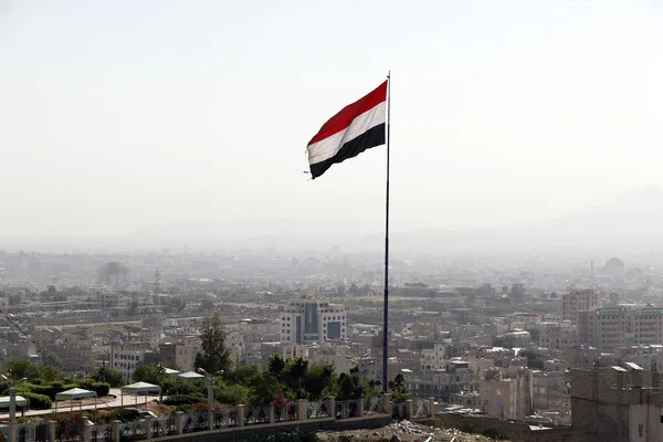 Yemeni Officials Threaten to Block U.S., Israeli Ships in Critical Bab-el-Mandeb Strait Amid Rising Tensions