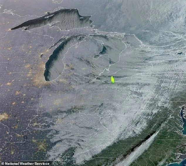 Mysterious Boom Shocks Residents Across Ohio and Pennsylvania as Meteor Lights Sky