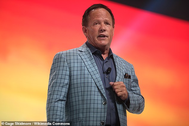 Unexpected Tragedy Claims Life of Conservative Icon Jeff Webb in Pickleball Accident, Sparking Safety Debate