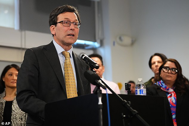 Washington State Enacts New Law: Blue Envelope Program Aids Neurodivergent Drivers During Traffic Stops