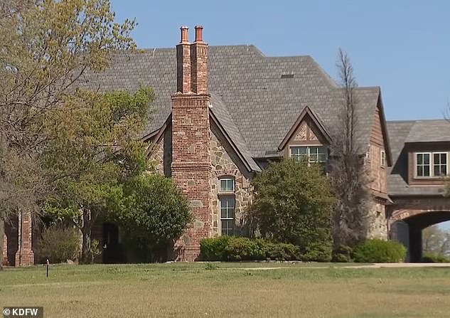 Gunfire Erupts at Texas Mansion Party as 800 Teens Descend, Prompting Swift Police Response