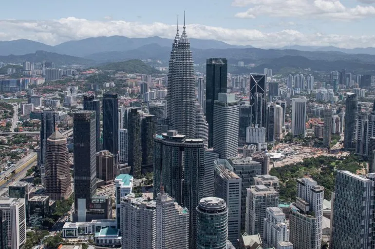 Malaysia's Expat Visa Overhaul: Stricter Rules Aim to Cut Foreign Workforce to 5% by 2035