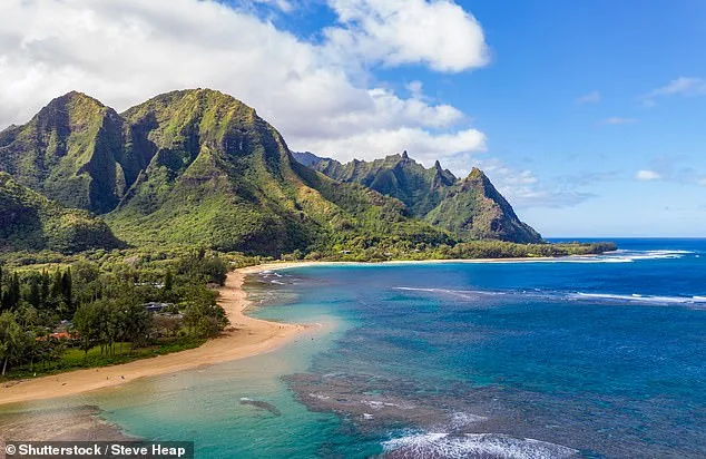 Kaua'i Helicopter Crash: Three Killed, Two Injured in Tourist Tragedy