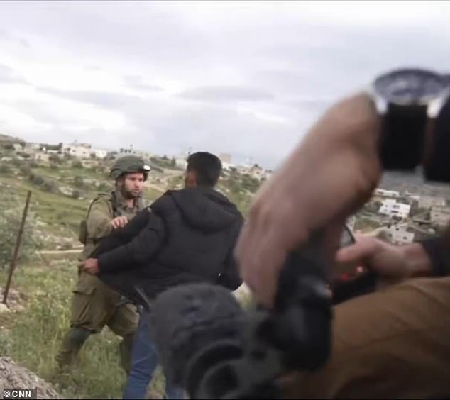 CNN Photojournalist Wrestled into Chokehold by Israeli Soldiers in West Bank