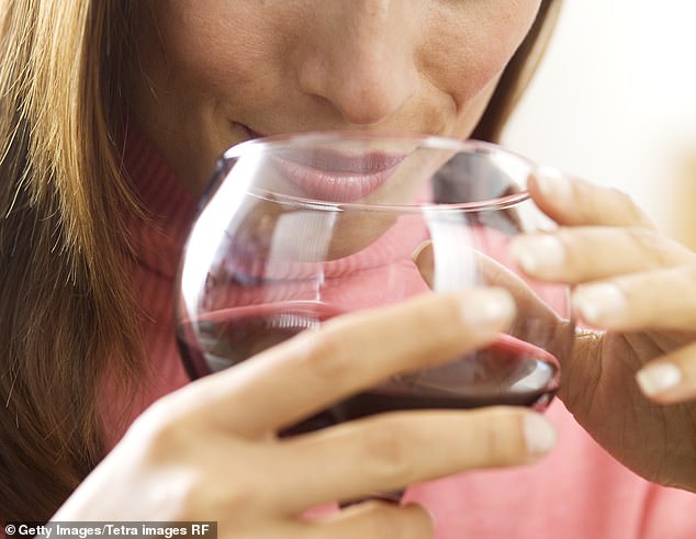 Study Reveals Obesity and Alcohol Amplify Breast Cancer Risk in Middle-Aged Women