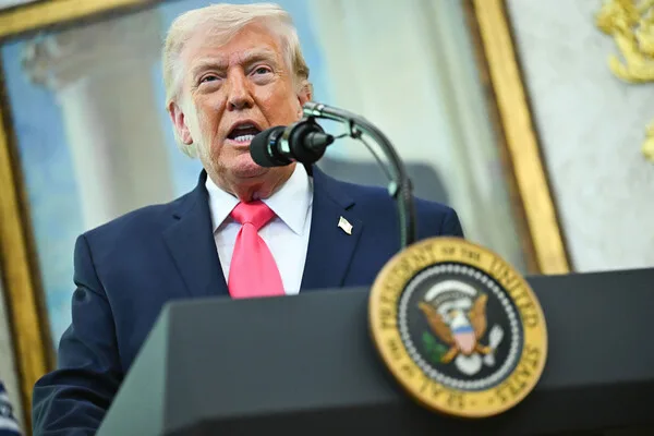 U.S. Eyes Arab Funding for Iran Conflict as White House Warns of Prolonged Hostilities