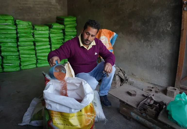 Geopolitical Crises Ripple Through Punjab: Farmers Battle Rising Costs and Uncertainty