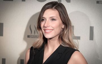 France 2 postpones popular show "Intervilles" season 2 to 2027 due to budget cuts.