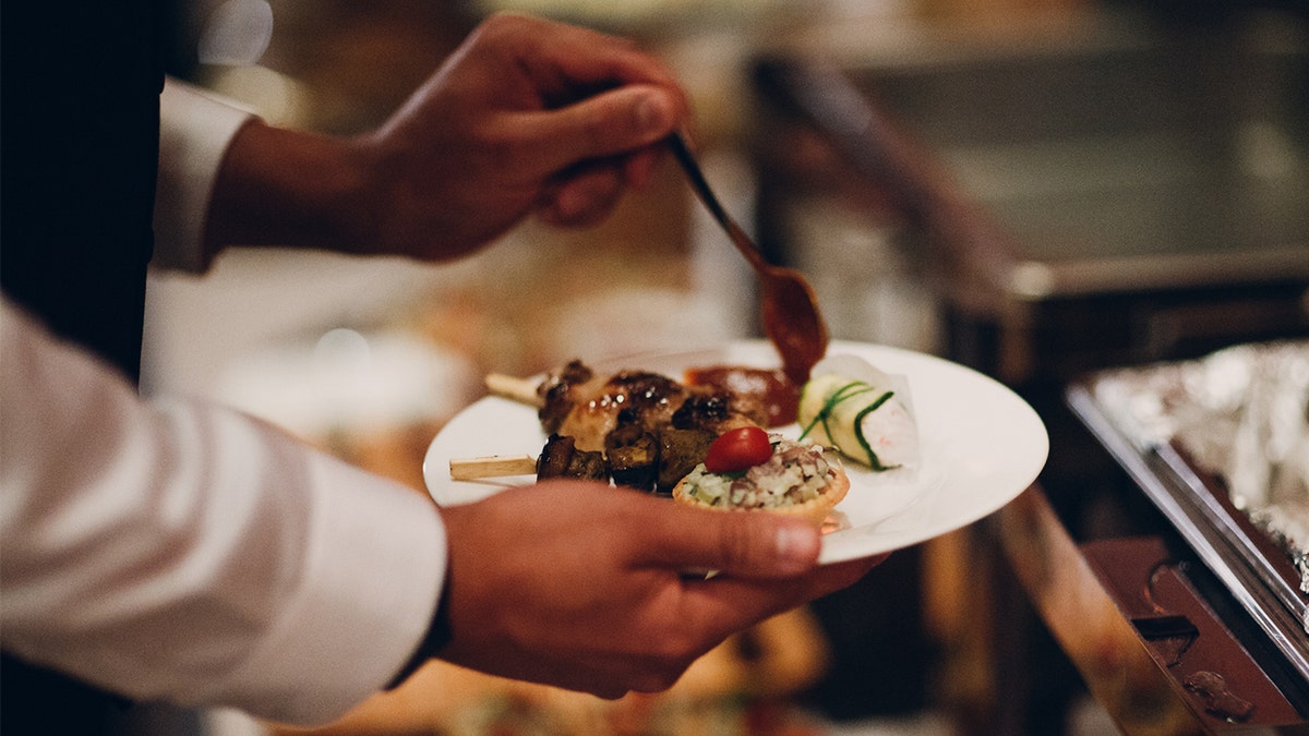 South Carolina Buffets Lead U.S. Rankings with High Ratings and Low Prices