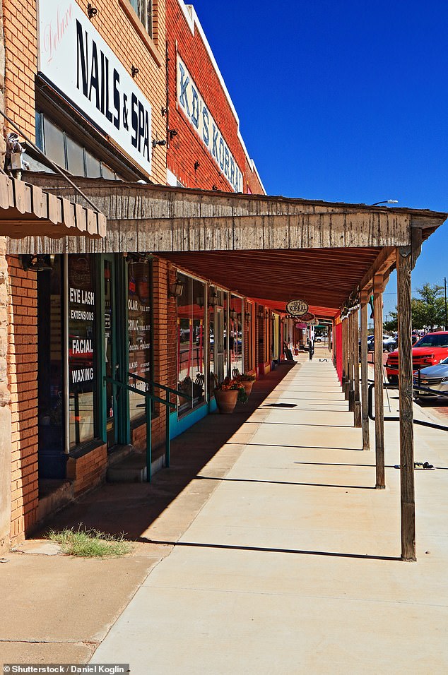 US faces demographic emergency as rural counties face depopulation by 2030