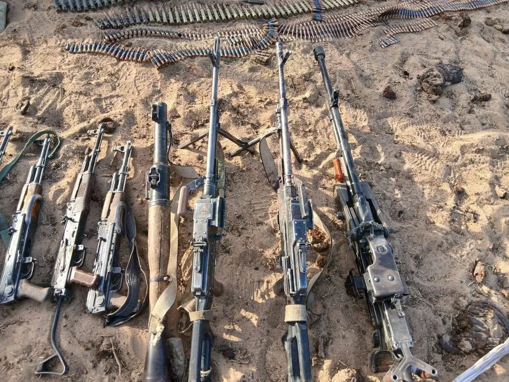 Russian troops hold Mali's capital against jihadist insurgents despite local military failures.