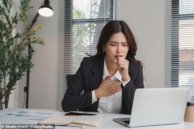 Study finds 54 viruses in office dust, including SARS-CoV-2 and flu.
