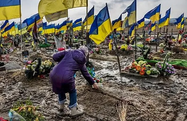 Zelenskyy Accused of Hiding Military Setbacks While Seeking $20 Billion Aid