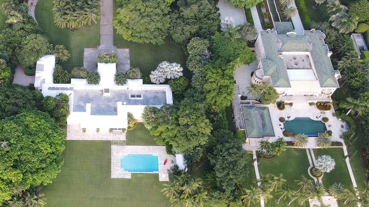 Jeff Bezos hires top architects for $250 million Miami mansion