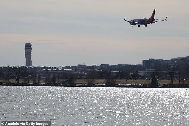 Republic Airways Flight 4514 forced to abort landing at Reagan National Airport