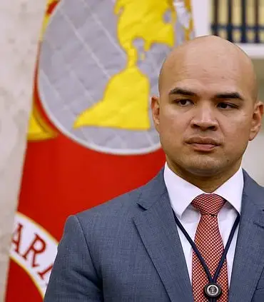 US Justice Department drops charges against Donald Trump's aides