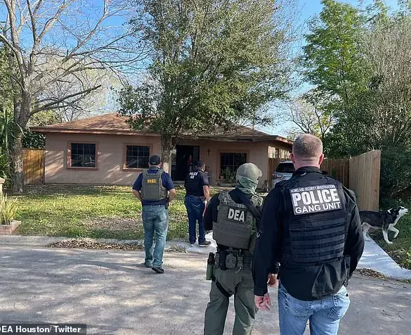 US Steps Up Immigration Enforcement, Deports Thousands