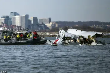 Expert reassures flyers after rise in North American plane crashes